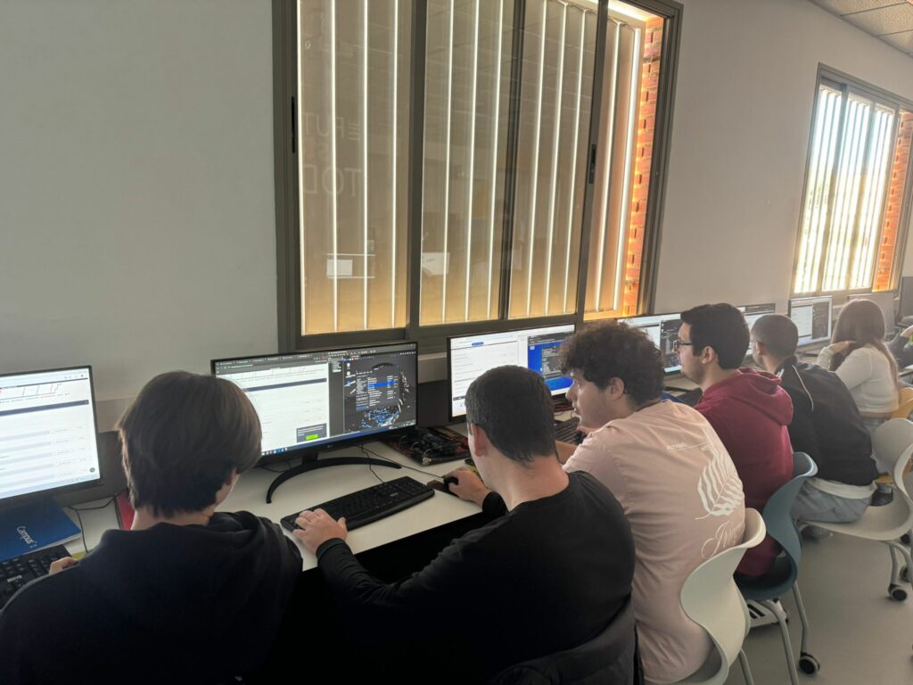 Cursos Emprendimiento y Seguridad - Foto 6